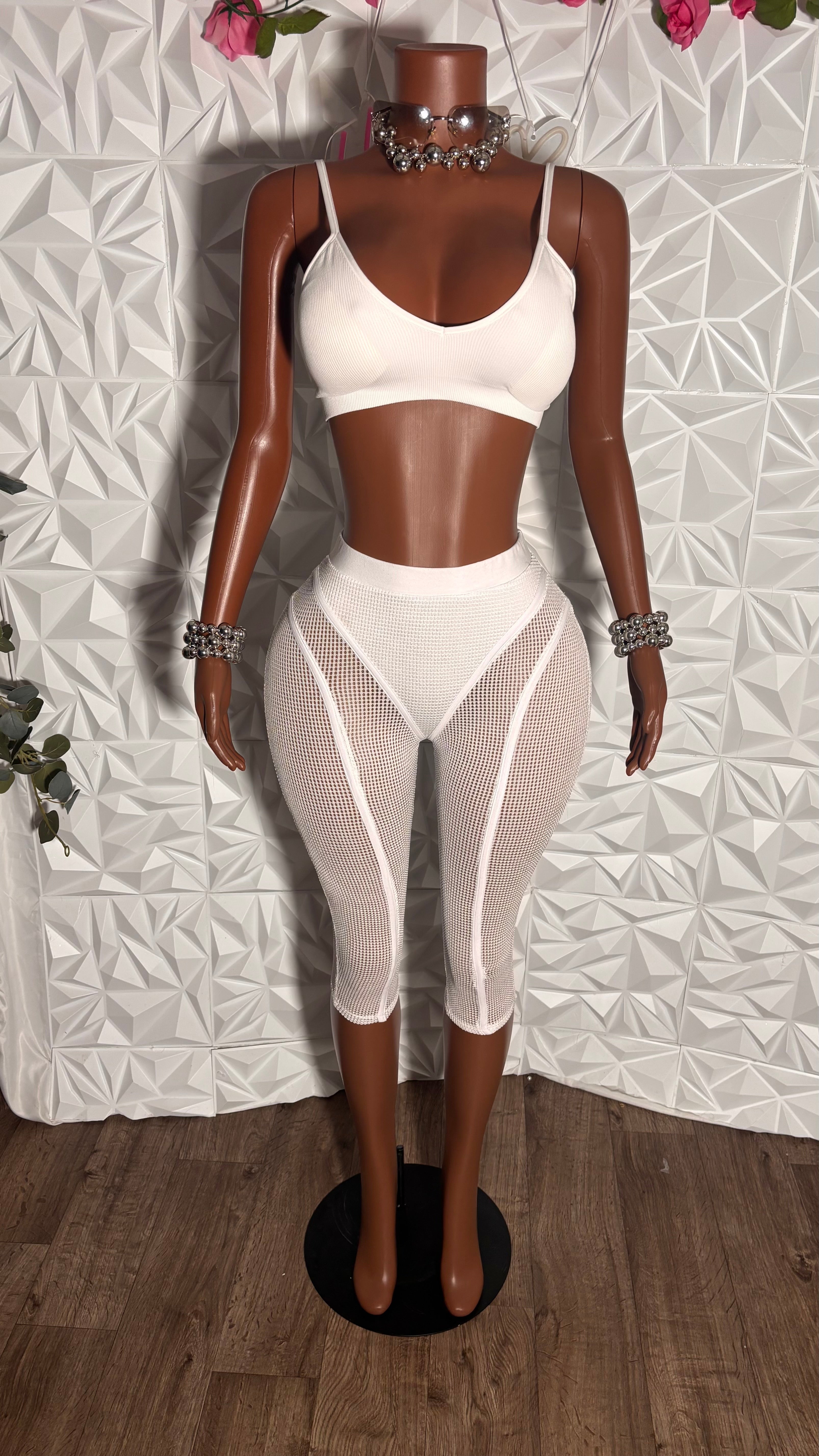 Popcorn mesh capris (White)