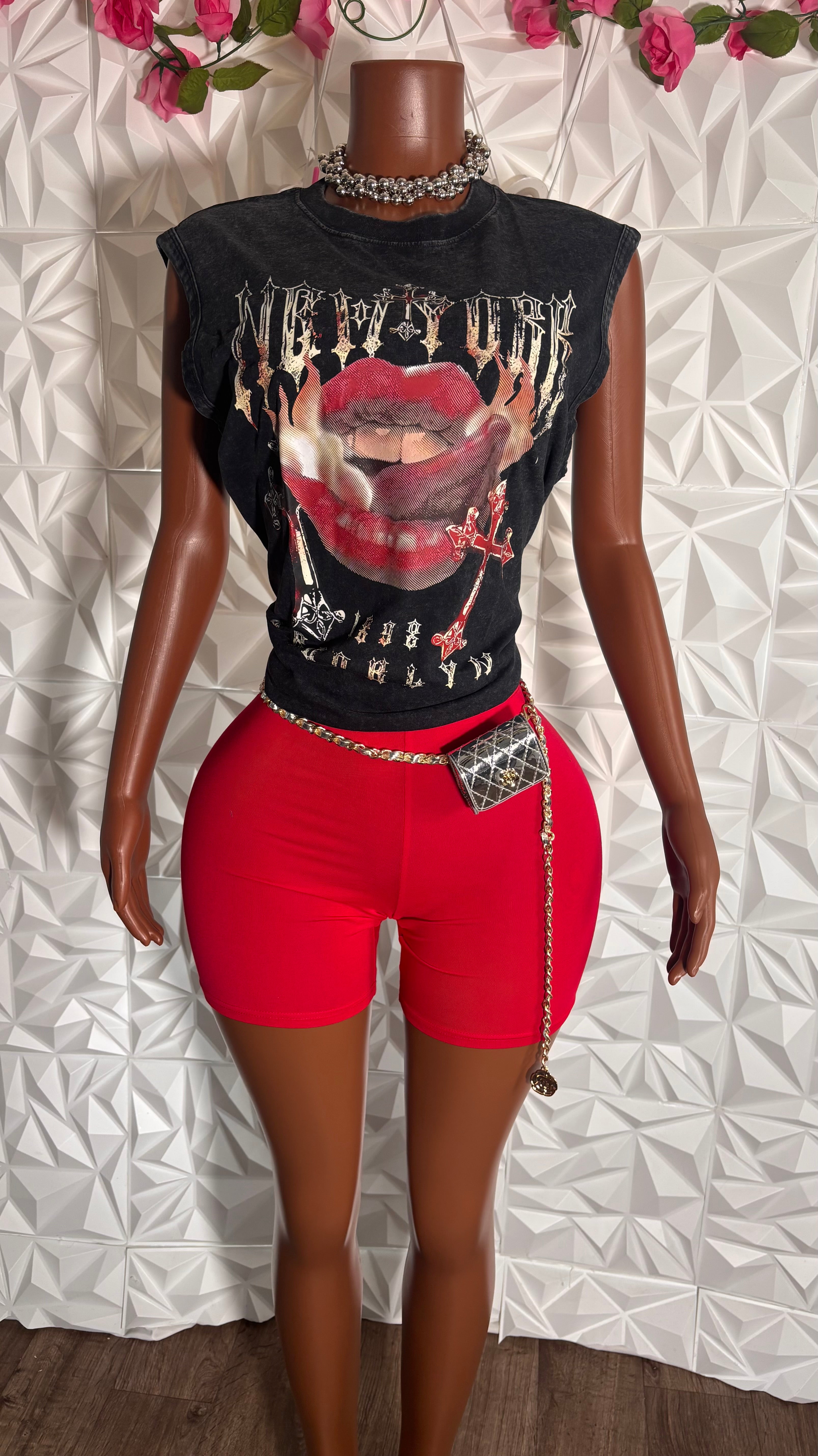 Oversized sleeveless New York tank