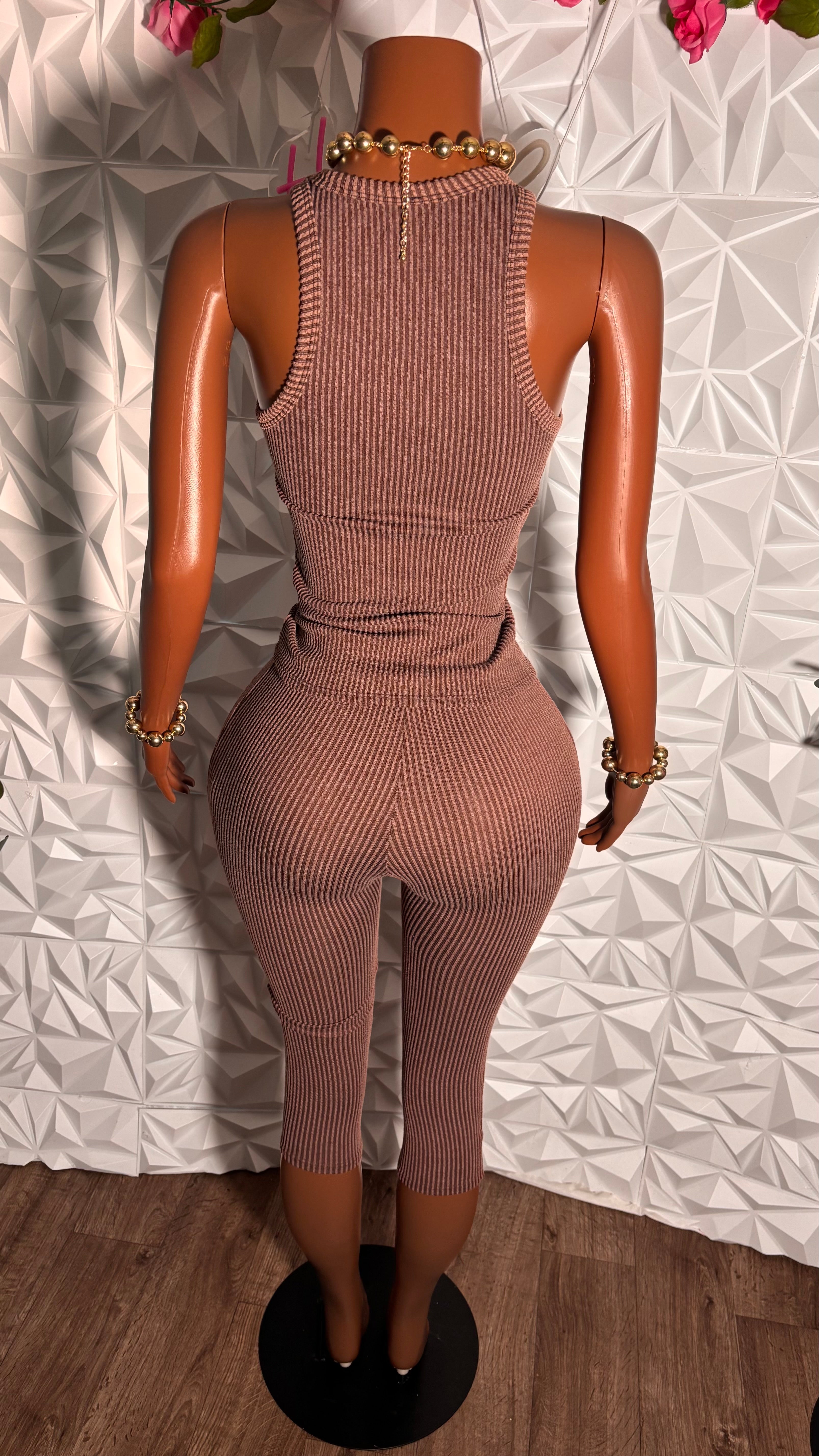 Ribbed Capri Set (Brown)