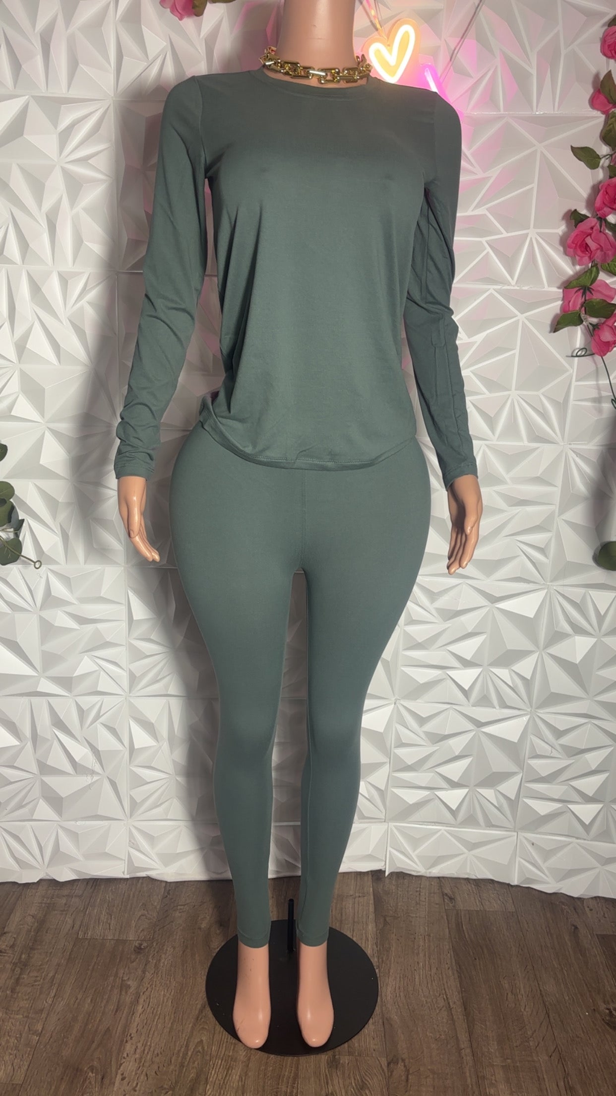 Long sleeve legging sets (2 colors)